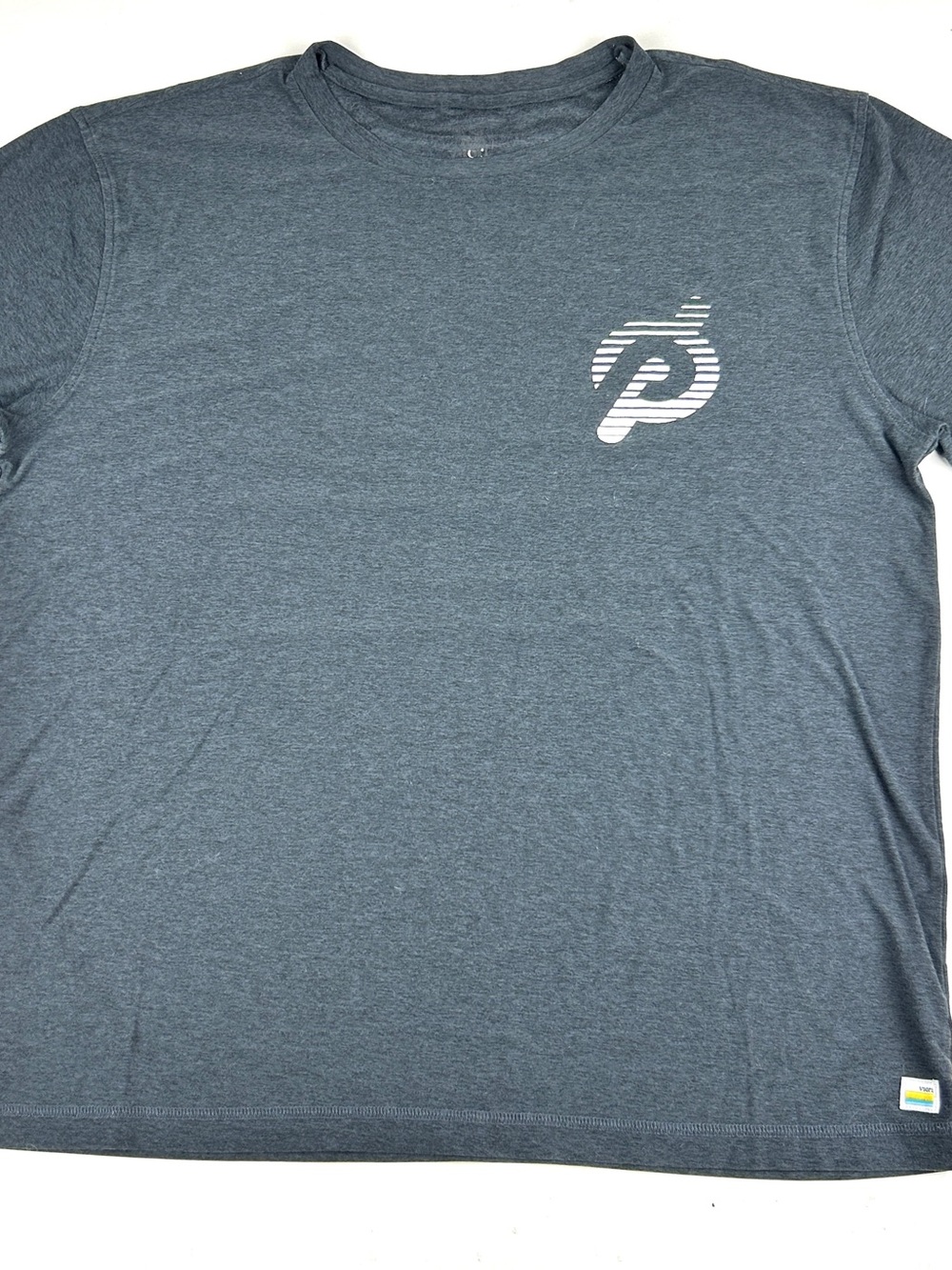 Vuori X Peloton Shirt Mens XL Gray Strato Tech Tee Crewneck S/S Performance Soft